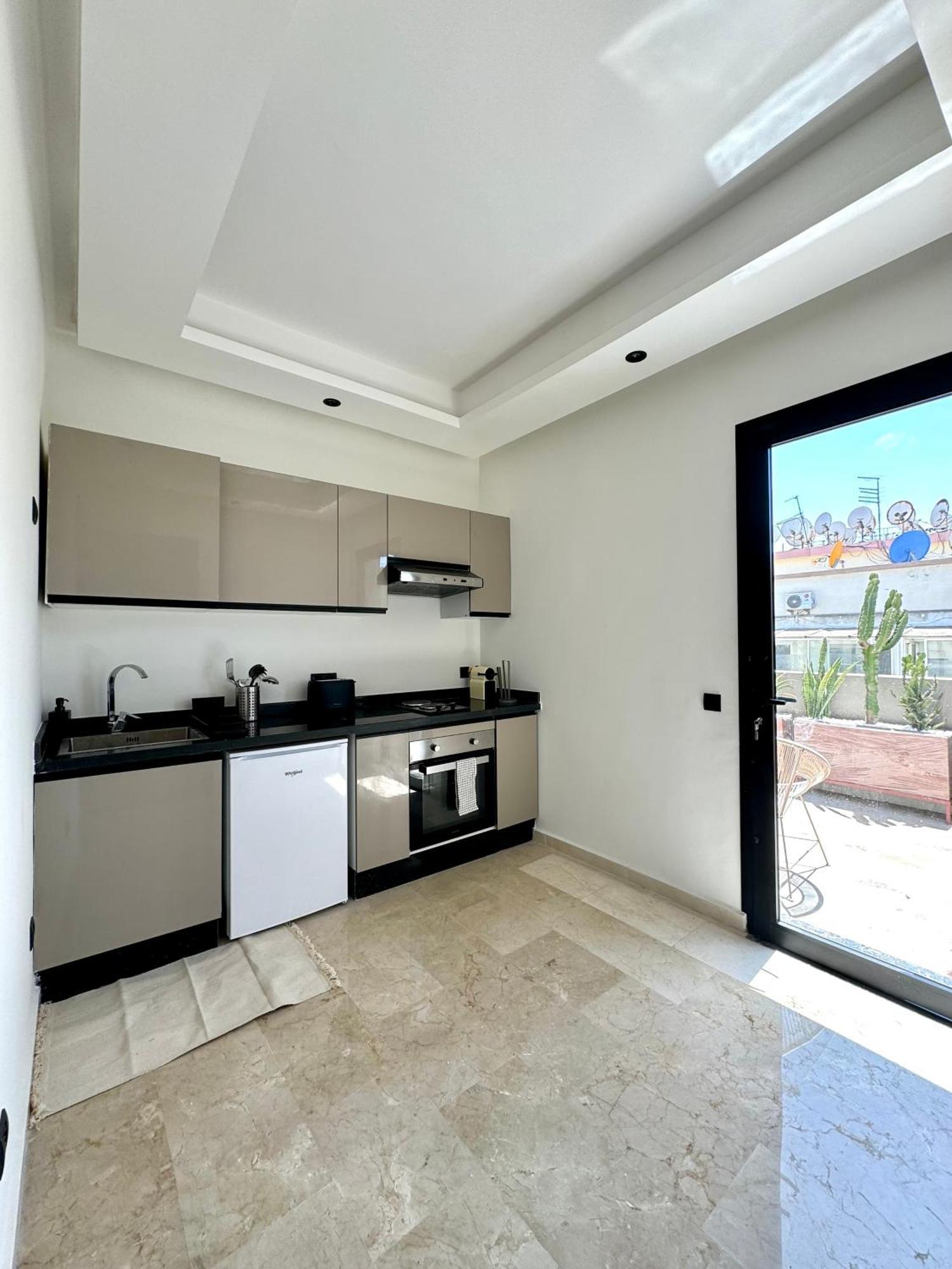 Maarif Picasso & Private Terrace & Parking * Casablanca